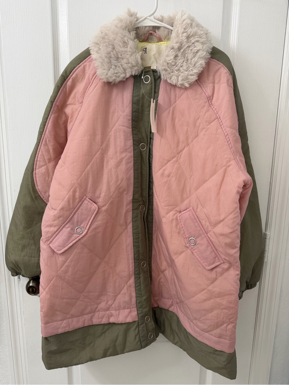 NWT- Pilcro Sherpa Fleece Collar Quilted Liner Coat (Size L) - Picture 7 of 16